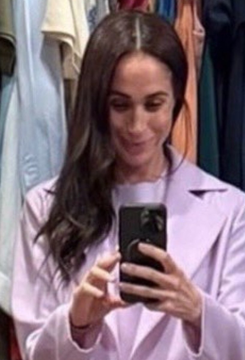 MeghansMole©️ tweet media