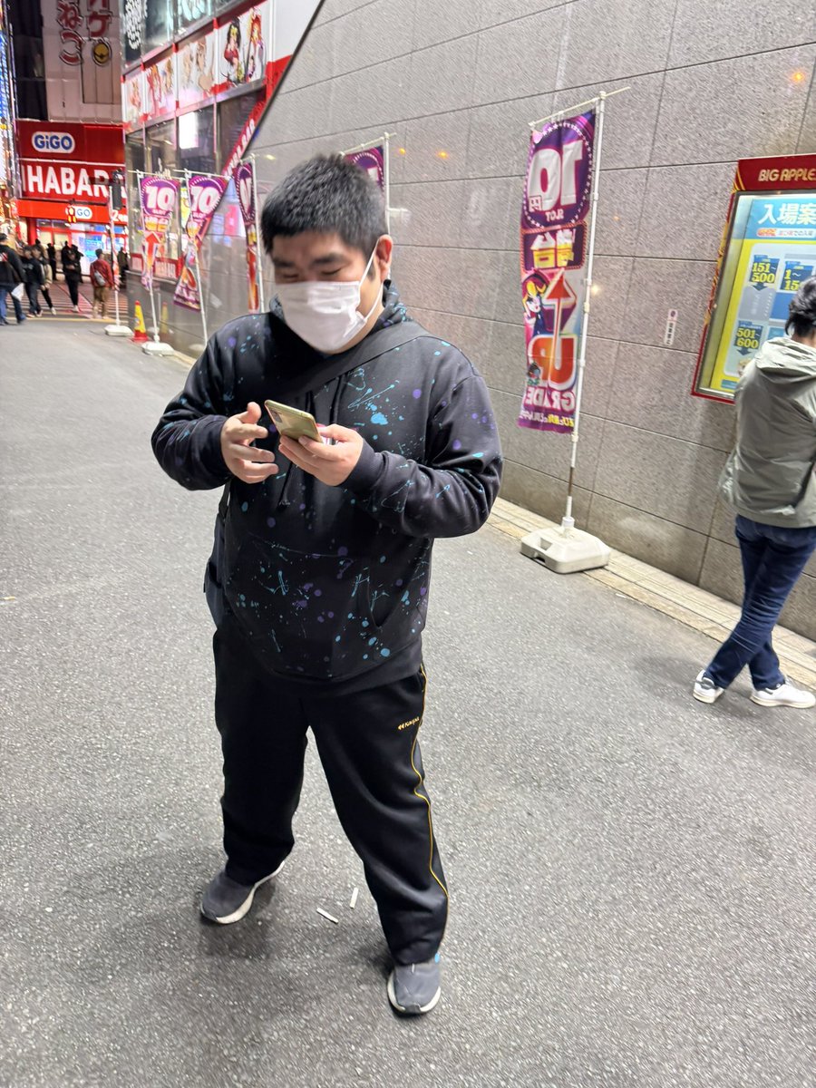 いさむ tweet media
