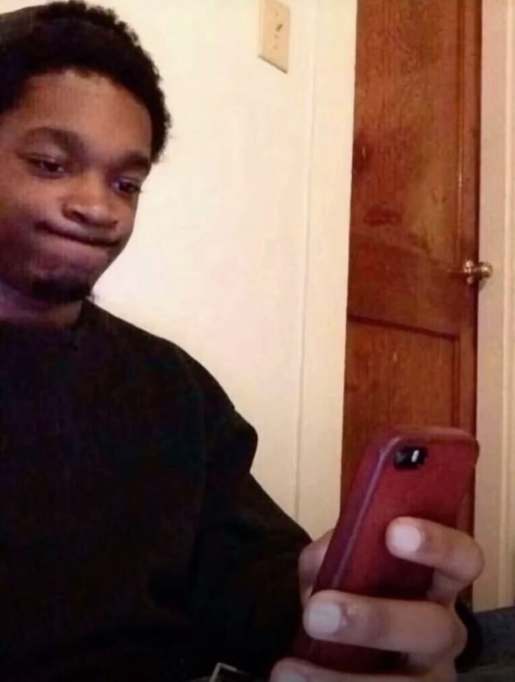 jackcitymafia's tweet photo. @yoxics We're about to witness six grown ass men simp over a girl who got rid of their asses https://t.co/Rg0PW8Kgzy