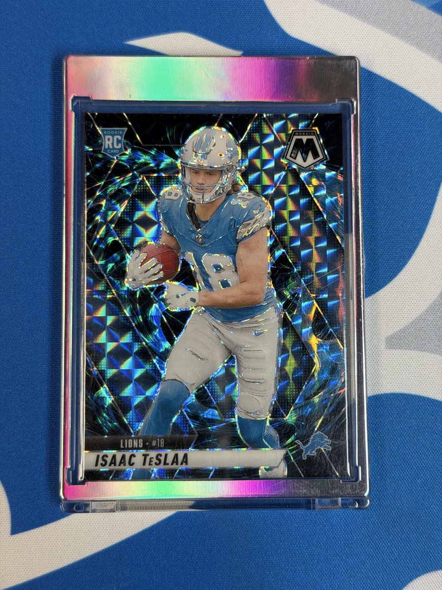 LawrenceSapp's tweet photo. @CardPurchaser Completing my hunt finally. https://t.co/fga7UQE9pB