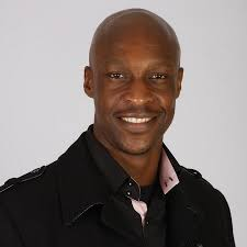 RichardGarwe's tweet photo. @matinyarare is trying to be like the Mugabe era @ProfJNMoyo who made enough POLITICAL noise to be included by #ZanuPF into the system. The problem with @matinyarare is that he is NOT POLITICALLY astute. He is a marketer. Marketing and POLITICS are https://t.co/WCQJ6tRpNB