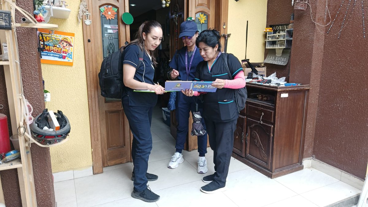 saludazuay_'s tweet photo. #ElNuevoEcuador |💉🏥 Personal de salud de #Sígsig realiza monitoreo cruzado en diferentes sectores del cantón, verificando el cumplimiento del esquema regular de vacunación en niños, fortaleciendo la prevención de enfermedades y el cuidado oportuno de la salud. 👶 https://t.co/iCdPaoorv0