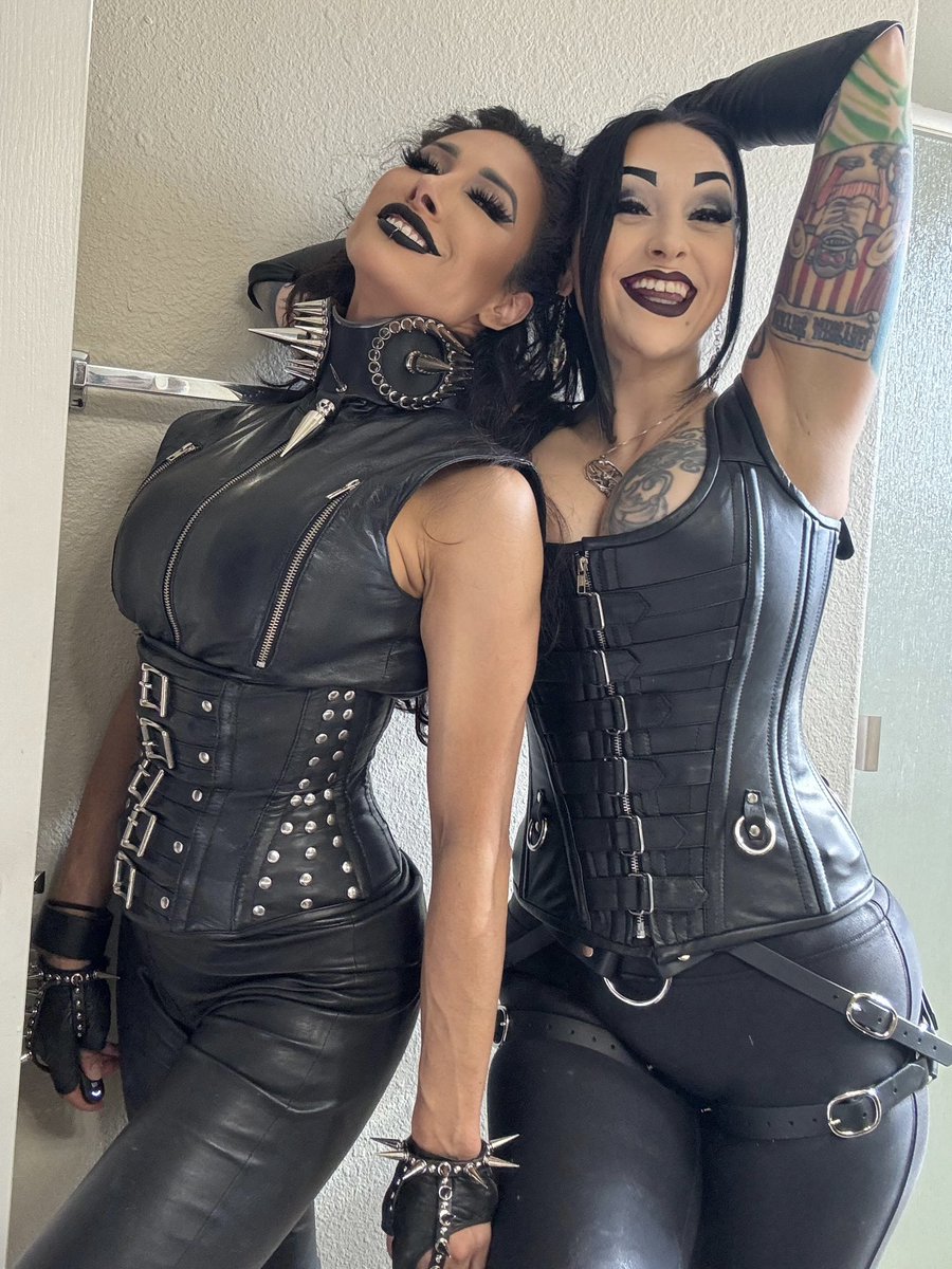 Mistress Lady vī tweet media