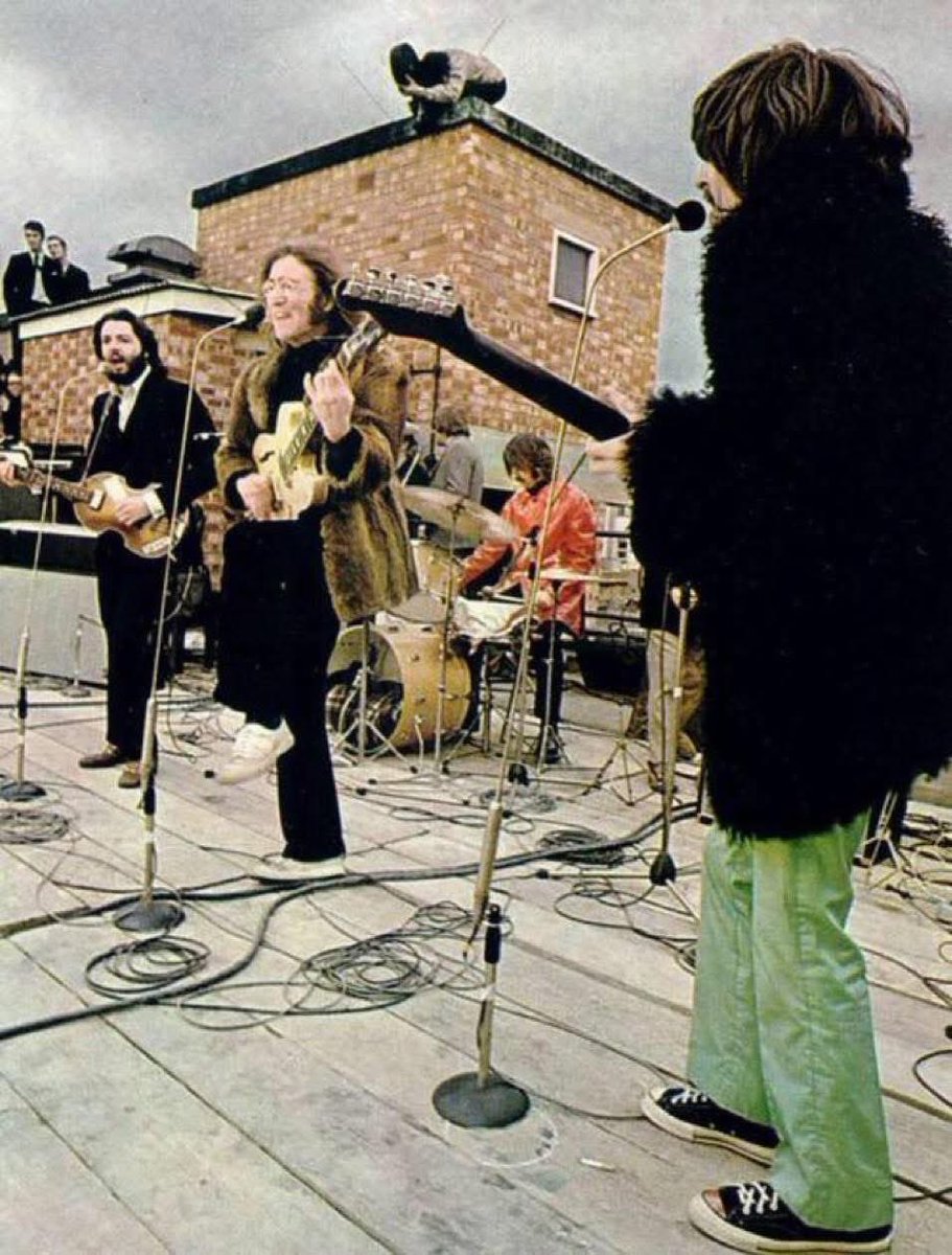 Beatles Tours London tweet media