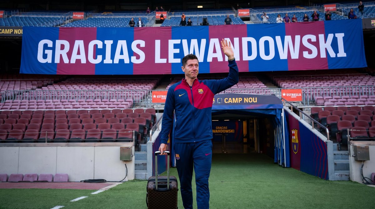 _Relativ3's tweet photo. @FCBarcelona Gracias por venir cuando más te necesitaba el equipo lewy 😭 https://t.co/spusigz8T3