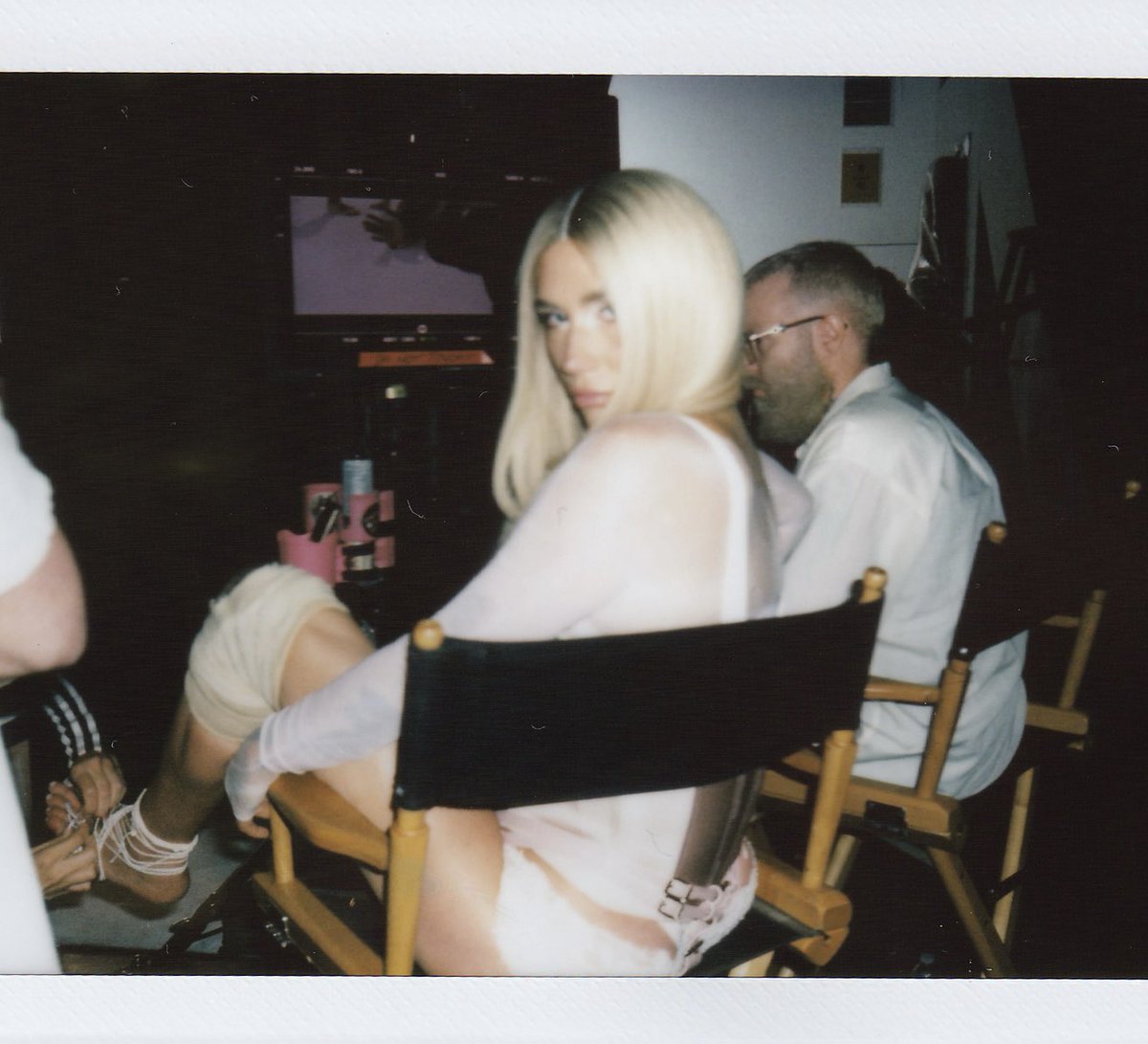 kesha tweet media