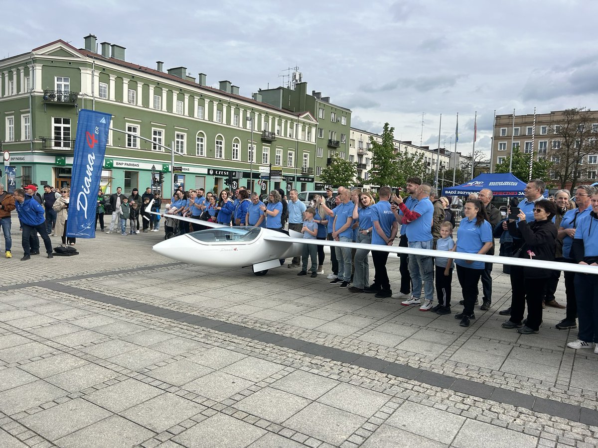 TEAM MARU gliding Crew tweet media