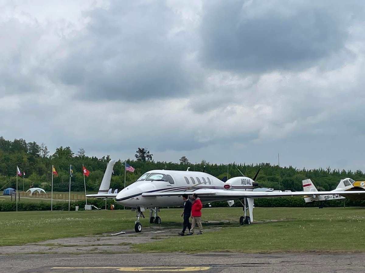 TEAM MARU gliding Crew tweet media