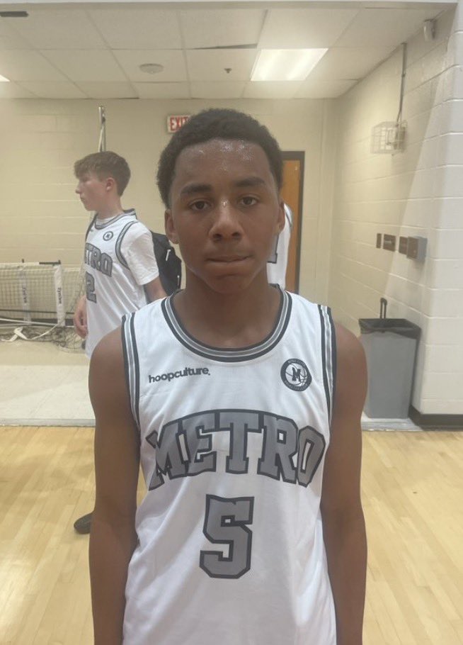 hoopseen's tweet photo. 15U - Gabe Harris showed up big in a hard 3pt loss against Nawf Hoops Elite. He got to his spots well and scored easily. He led all scores with 22p and 3a. #AtlantaJam https://t.co/QNhyp4pE1y