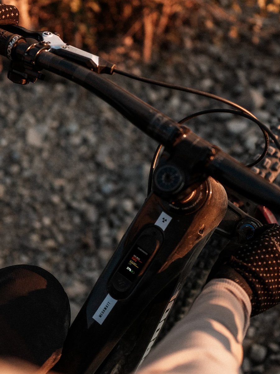 SRAM MTB tweet media