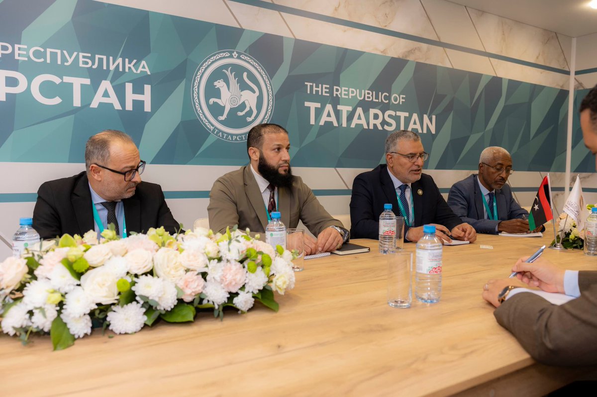 uma_union's tweet photo. التقى رئيس المجلس الأعلى للدولة، الدكتور محمد تكالة،الجمعة  15 مايو 2026، رفقة عضوي المجلس الدكتور مسعود اعبيد والسيد عبدالعاطي أبوكتيف، بالأمين العام لاتحاد المغرب العربي، وذلك على هامش أعمال المنتدى الاقتصادي الدولي روسيا – العالم الإسلامي المنعقد بعاصمة جمهورية تتارستان. https://t.co/ZloZeZ77pR