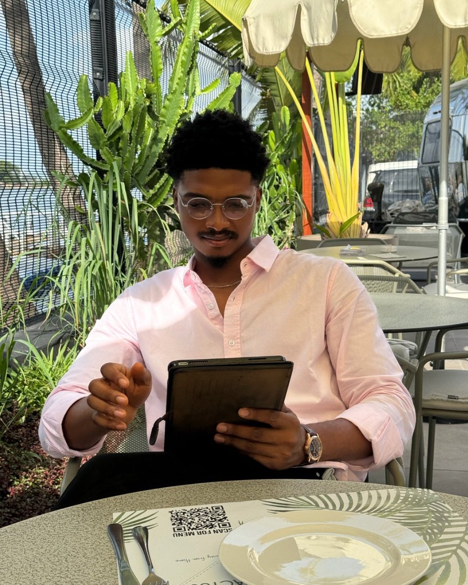 𝐎𝐍𝐘𝐄𝐊𝐀 𝐎𝐁𝐈𝐔𝐆𝐎 tweet media