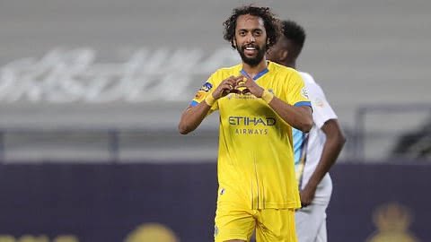 sultan0shalan's tweet photo. @Azizinh0 اخخ ليت الصليهم ولا قوستافو موجودين هذي مباراتهم💔

ضروري ياعزيزينهو تقول ل سميكان يصحصح شوي لاينكبكم https://t.co/217vqSfQFl