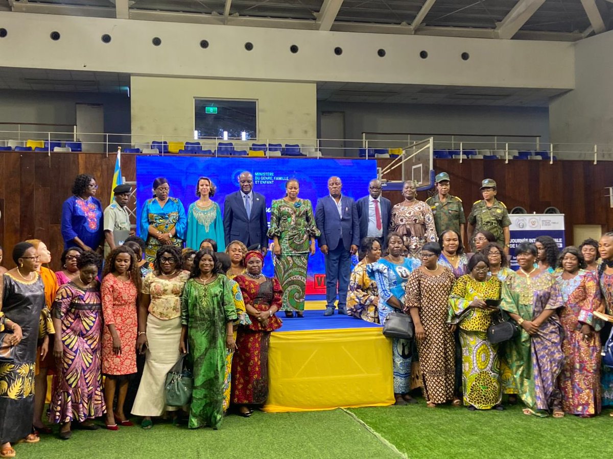 lfm_ong's tweet photo. LFM, représentée par Mme Jemima Mukuna, a participé ce 15 mai aux activités de la Journée internationale de la Famille organisées par le Ministère du Genre via l’ONAF.

LFM réaffirme son engagement pour les valeurs familiales, l’égalité et le bien-être des enfants. 💫 https://t.co/uxeWzjLuJ3