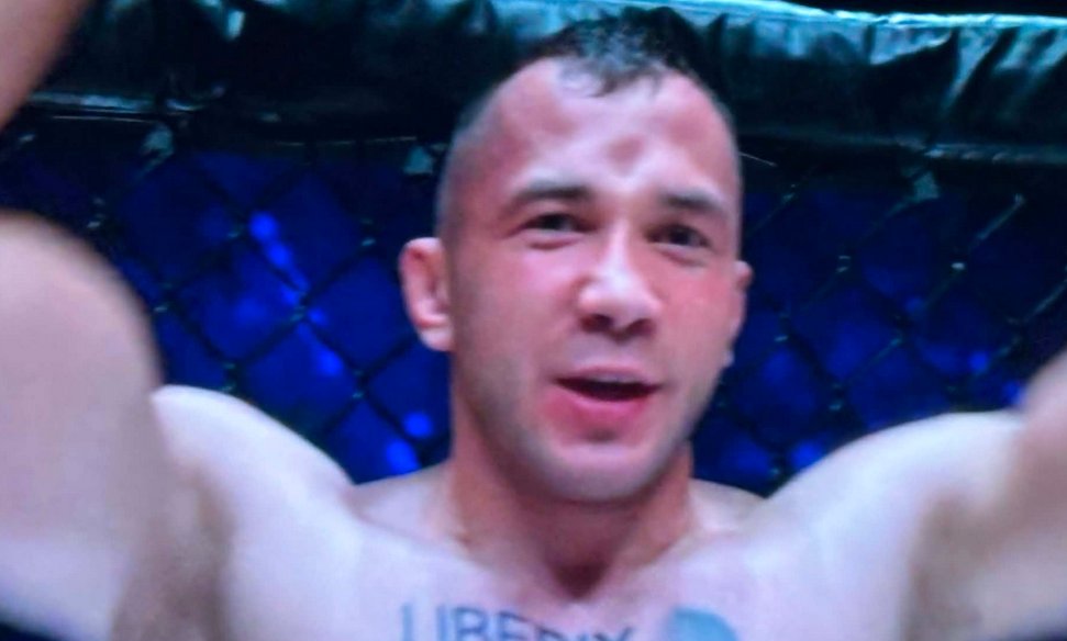 InTheCage.pl tweet media