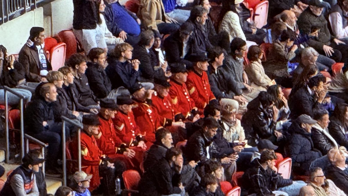 shaydavefall's tweet photo. @FACupFinal https://t.co/cKFcWR6SDR