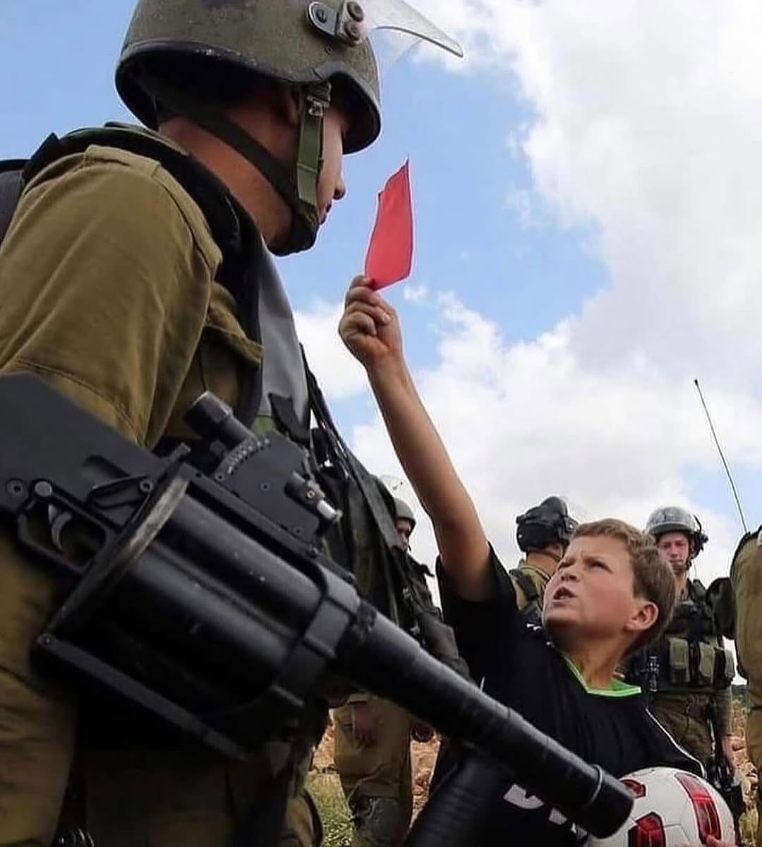 ultras_antifaa's tweet photo. In May 2015, during a protest in the West Bank, a Palestinian child shows a red card to Israeli soldiers.

The image became one of the moments that drew international attention to the Palestinian cause. At the same time, it also showed how indispensable football is for Palestine. https://t.co/5JjVYRk95S