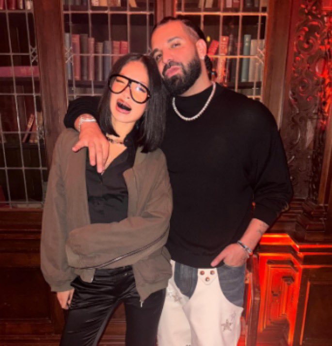 MaskedMortal_'s tweet photo. Artists monthly listeners before and after collaborating with Drake last night 👀🚨

Molly Santana 569K - 7.8 million 
Stunna Sandy 336K - 2 million
Iconic Savvy 54K - 1.8 million
Qendresa 933K - 2.7 million

Drake stimulus package just cashed 💸 https://t.co/FLzrpBxTf1