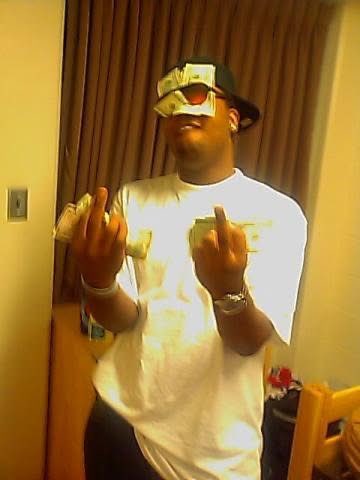 ItsJustPay's tweet photo. Y’all niggas never bagged up a QP in all sawbucks, while watching Killa Season.
I laughed when they said don’t go to college cause I was making a killing on a college campus. #TheyWasntThere https://t.co/UciCuDsiuN