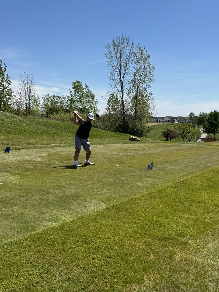 DeKalbGolf's tweet photo. DeKalb Barons in action today Follow along with Golf Genius : ANGINV26 https://t.co/x3BpQZREVK