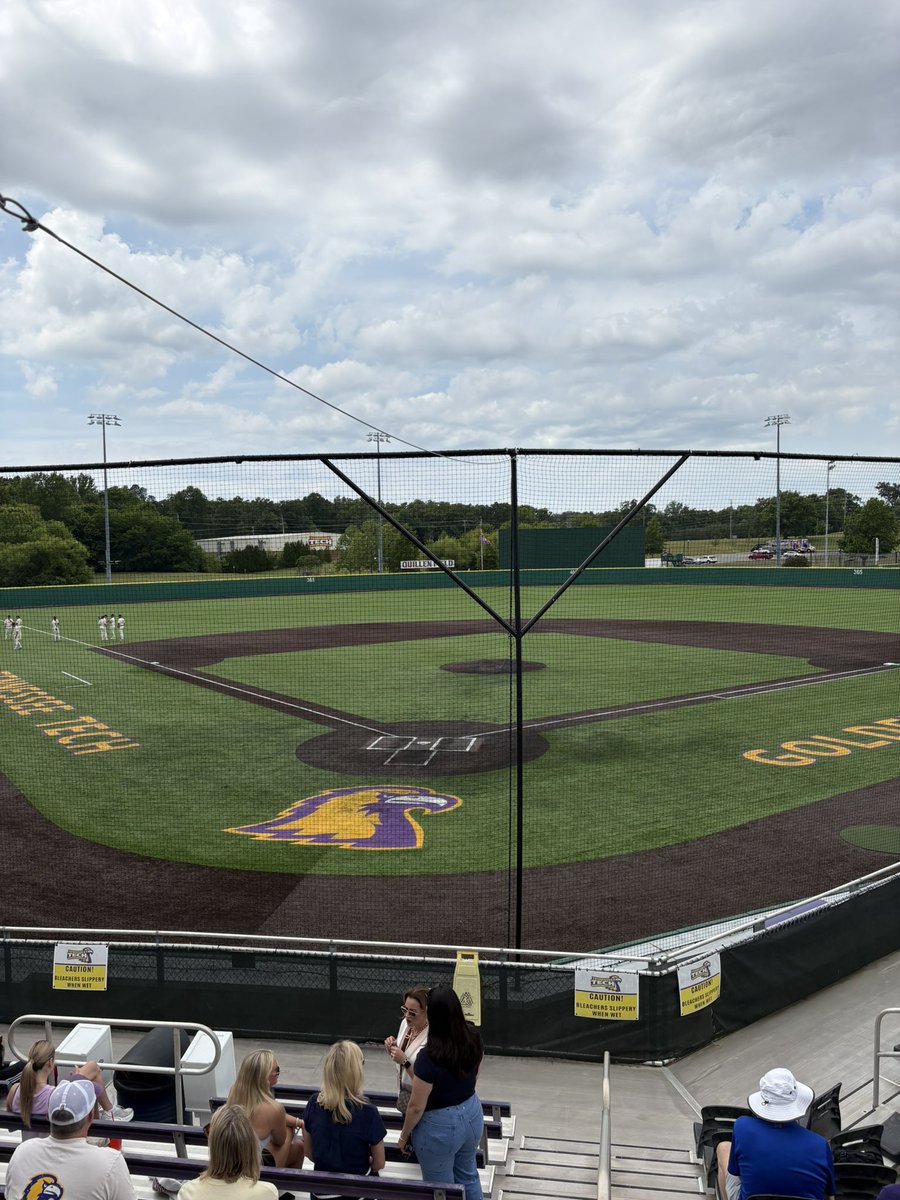 DylanVazzano's tweet photo. The finale.

For the last time as members of the OVC, @TNTech_Baseball hits the diamond.

One final game. https://t.co/k1iM8Bus9m