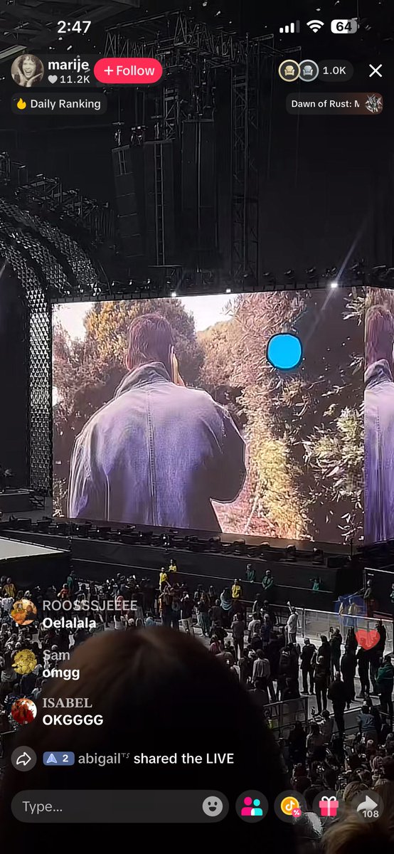 finallysay1do's tweet photo. My view 😍 https://t.co/jXyCkjQ4m8