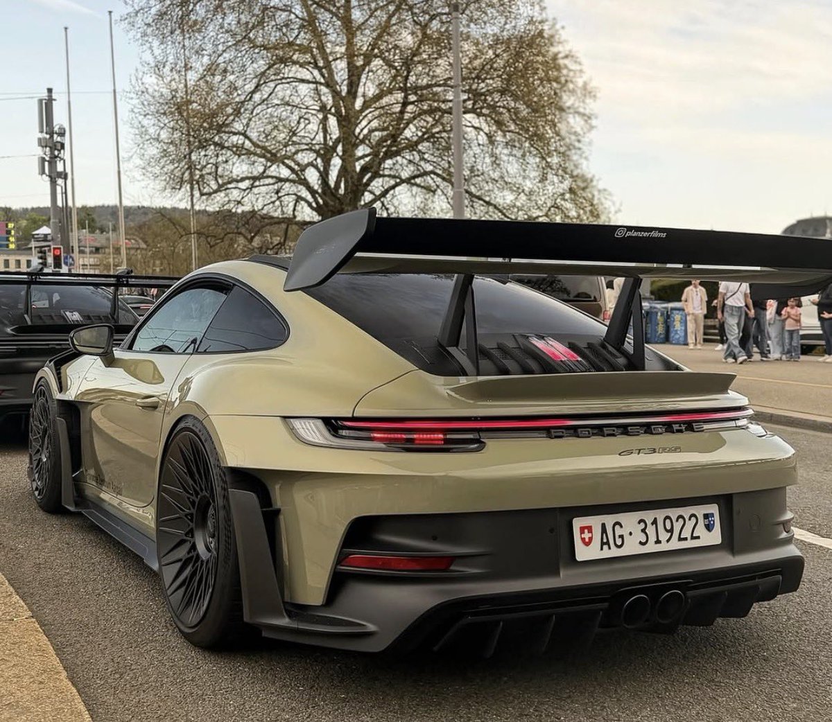 Car Pxrn tweet media