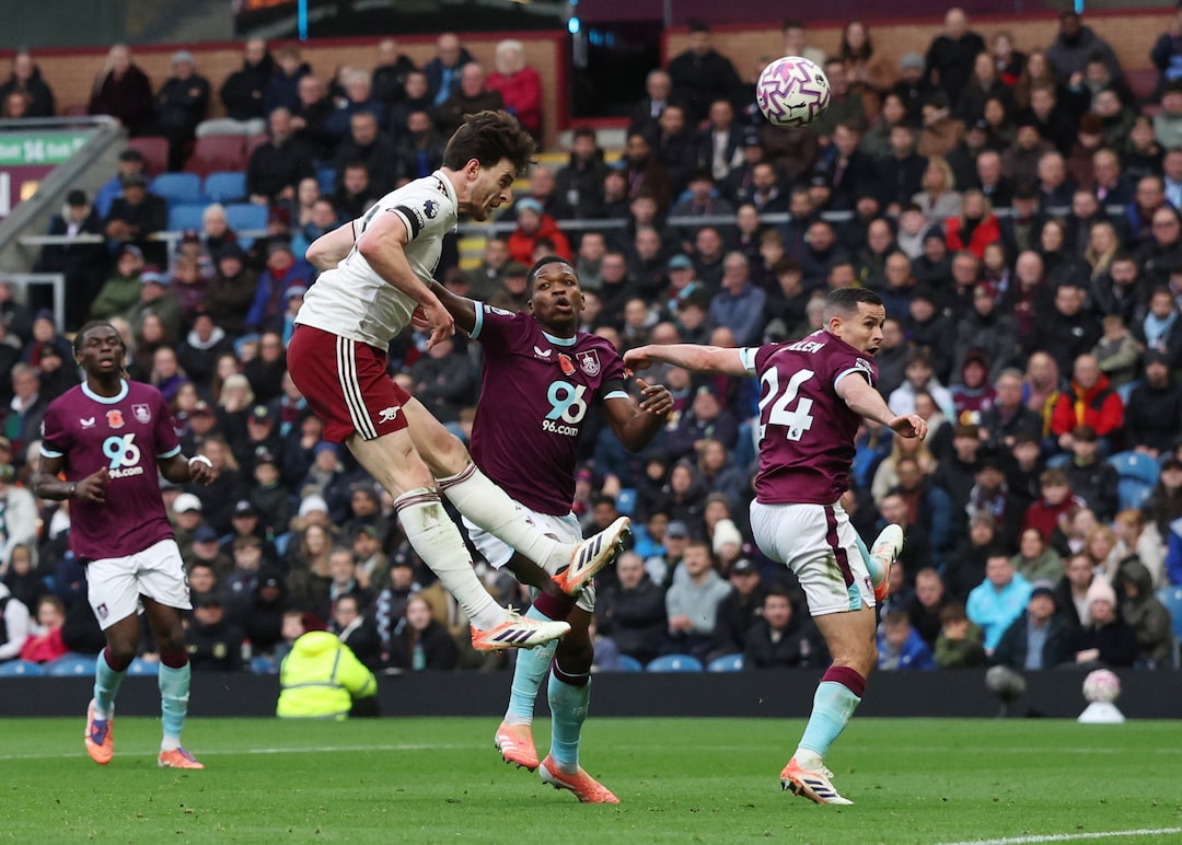RitchieSaif's tweet photo. Arsenal vs Burnley 
18/05/26
KO:20:00PM
Venue: Emirates Stadium 
H2H: Burnley 0-2 Arsenal 
Burnley 0-5 Arsenal 
Arsenal 3-1 Burnley 
Arsenal 0-0 Burnley 
Burnley 0-1 Arsenal 
Gonna be a tough game due to them fighting for the title 
#Twitterclarets #Burnleyfc    #UTC https://t.co/V5bXDl64HM