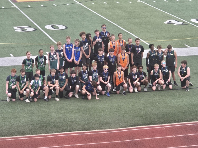 TheSAGSway's tweet photo. Our 4x100 relay team went down to East Peoria for the IESA state finals, won their heat, and earned 6th place overall in the event! Way to go Giants!

#GoGiants https://t.co/R9EAr1DhVw