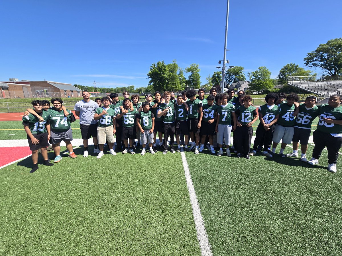 CoachNyers's tweet photo. We had a great time helping out at the POAC Autism Walk today! #MustangTough https://t.co/AYp9RXSU6w