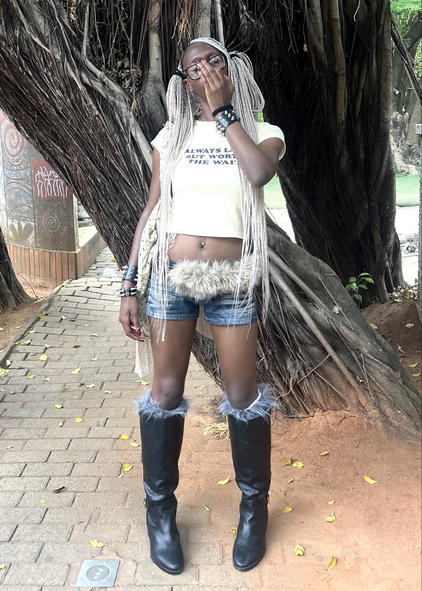 fangs4funsies's tweet photo. 🪽 https://t.co/Pzp0SvhIgr
