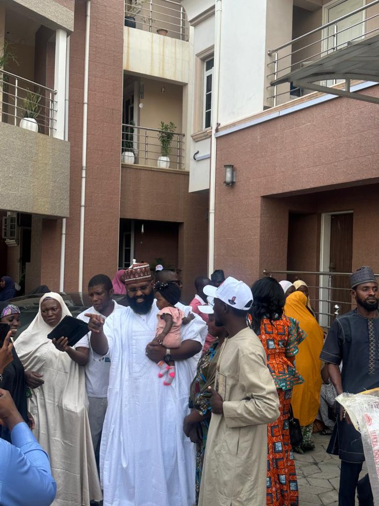 SenMubarakTj's tweet photo. Grounded in the people, guided by purpose, and committed to building a future defined by unity, progress, and accountable leadership. The journey continues with service at the center of it all.
#Leadership #ServiceToThePeople #UnityAndProgress #CommunityFirst #AccountableLeadership #NationBuilding #Abuja #Nigeria #TheJourneyContinues