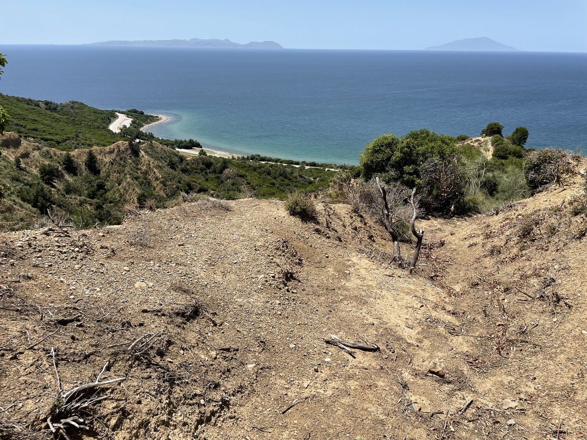 smawson44's tweet photo. @benmoores2 Several that I would add:  
1. Peru has some great ones Paramonga looks like a European castle but was built by the Inca as was…
2.  Sacsayhuaman 
3. San Juan PR El Morro magnificent city wall in the largest American fortress
4. Gallipoli is amazing https://t.co/InPOeTQIRs