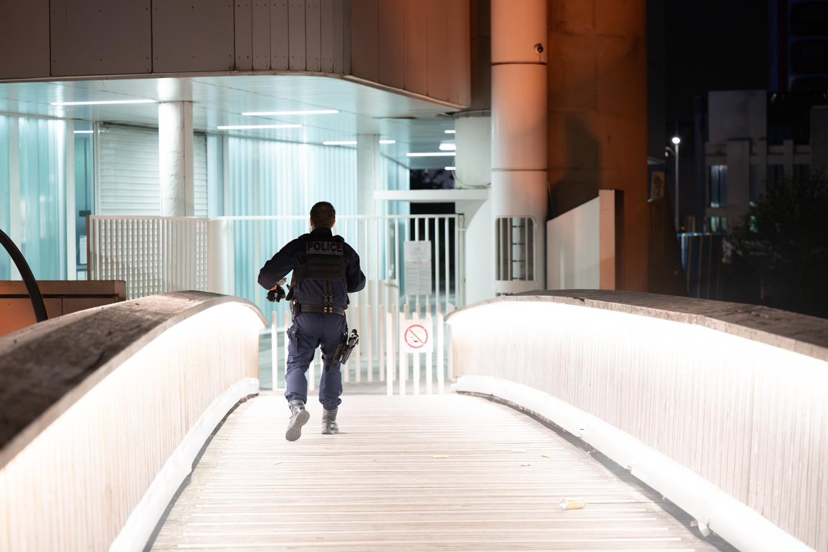 Image de Préfecture de Police : #SurveillanceRenforcéeDesLieuxDeDétention | La nuit dernière, les policiers de la BAC ont interpellé