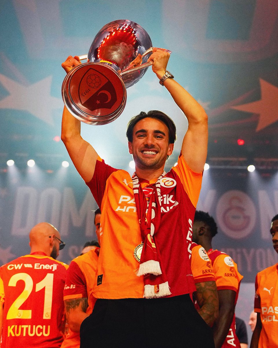 Yunus Akgün tweet media