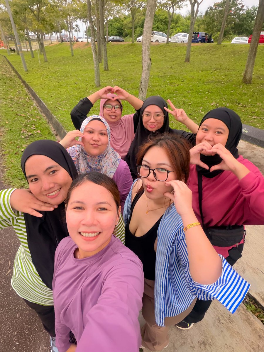 tweetjeeee's tweet photo. geng bw🚶🏻‍♀️🐦‍⬛ https://t.co/03tqWJWyEt