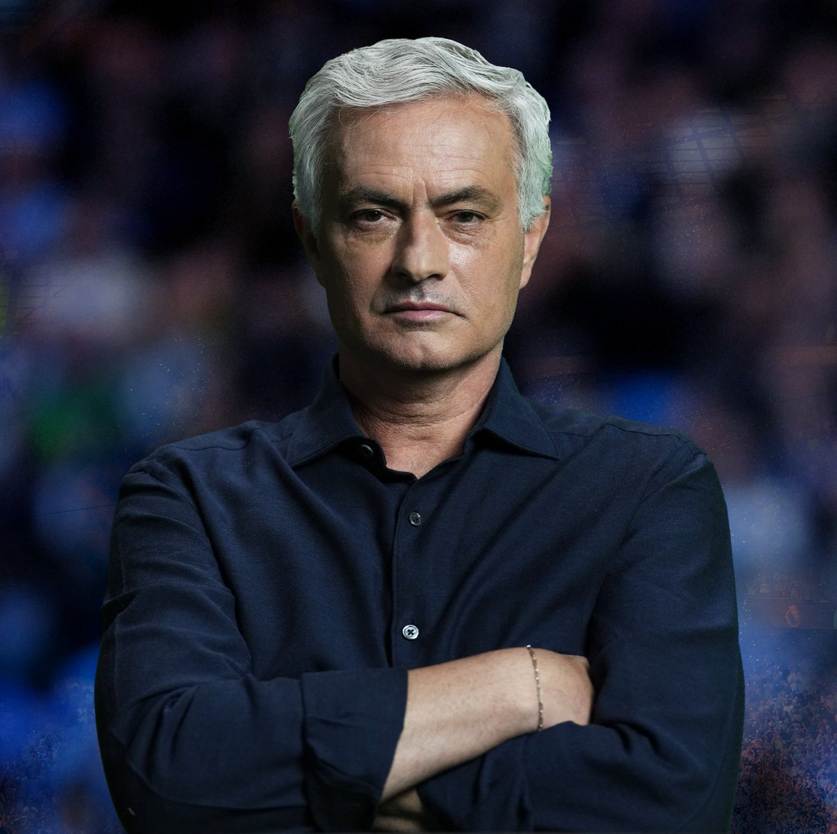 TouchlineX's tweet photo. 🚨 𝗕𝗥𝗘𝗔𝗞𝗜𝗡𝗚: José Mourinho to Real Madrid, DONE DEAL!

The official announcement is IMMINENT!

— @diarioas https://t.co/LmvVKaptp9