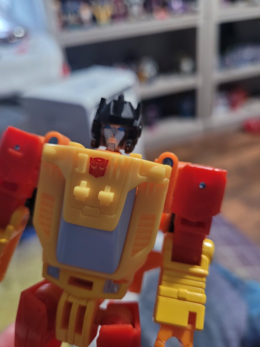 Shiny Robots tweet media