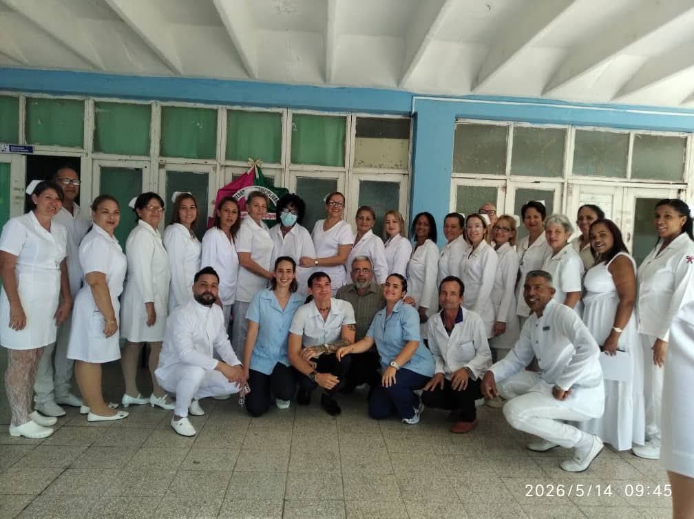 FilialHlg's tweet photo. Actividades por la Jornada de la Enfermería, se efectuó una exposición de las cátedras multidisciplinarias: 
Empoderamiento de la mujer, 
Paradigmas de la Enfermería y 
Trabajo comunitario.
Los enfermeros nos recuerdan siempre que el cuidado es el lenguaje más hermoso del amor https://t.co/tf7Cfvp3Dk