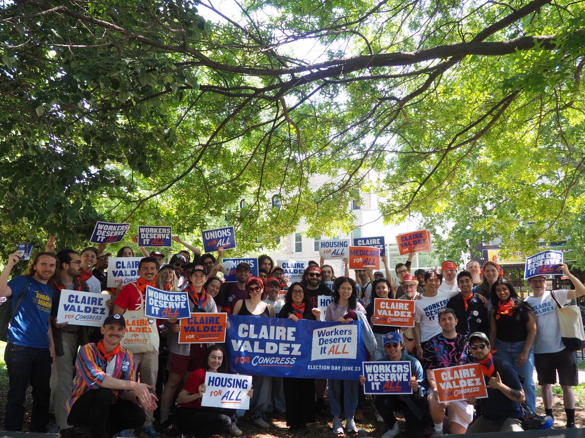 Claire Valdez tweet media