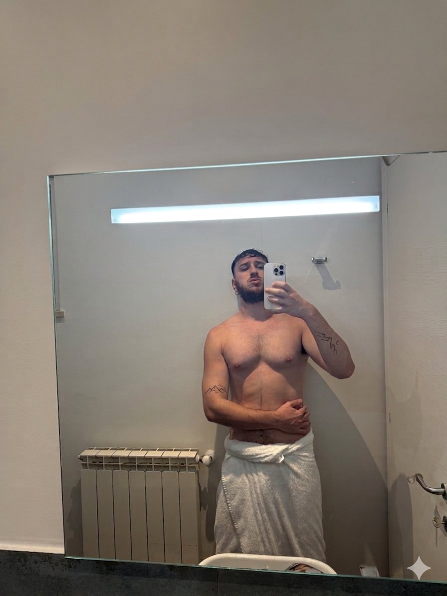 giovannigermano's tweet photo. Faccio questi tatuaggi? https://t.co/5LSutauVEA