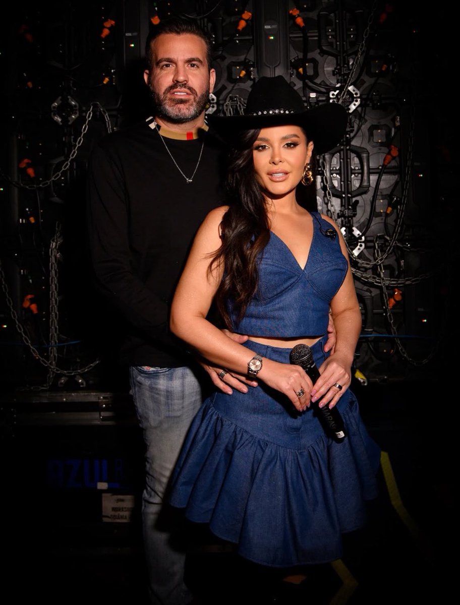 liviacariocxx's tweet photo. meus lindos 💙 https://t.co/bReAiDQZSG