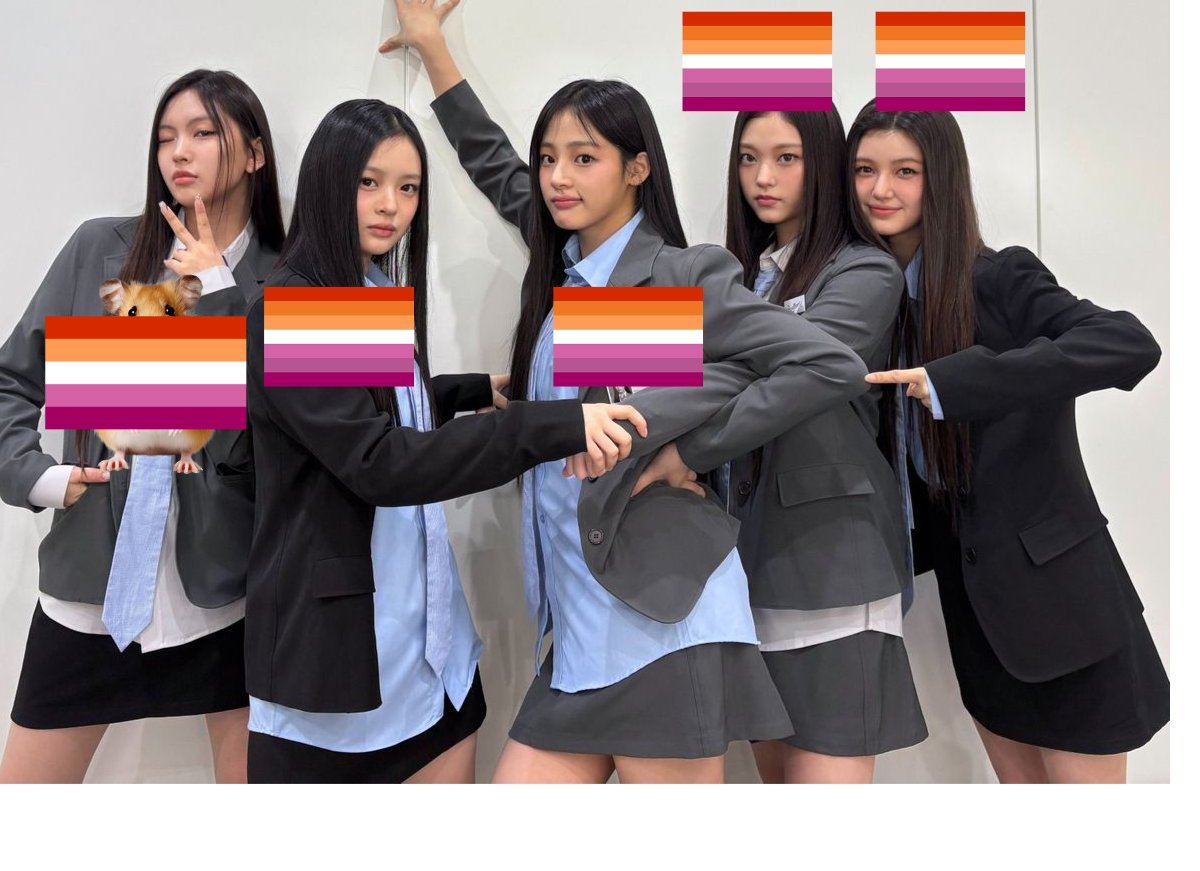 rina tweet media
