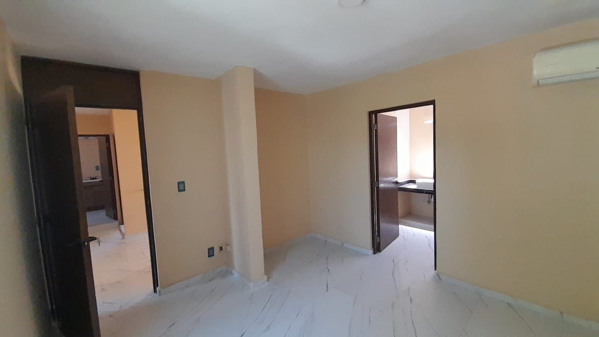 habitatcolima's tweet photo. CASA EN VENTA DE 4 RECÁMARAS EN JARDINES VISTA HERMOSA EN COLIMA. Ubicada en  Jardines Vista Hermosa en Calle Fernández de Lizardi;  recámara en PB con baño; 3 recs en PA, 3.5 baño

Precio Venta: $3’000,000.00
 ❇️ Cuentas con bono $100,00.00 directo al precio
 
Asesor: 3121316821 https://t.co/ChG2MXwsMZ