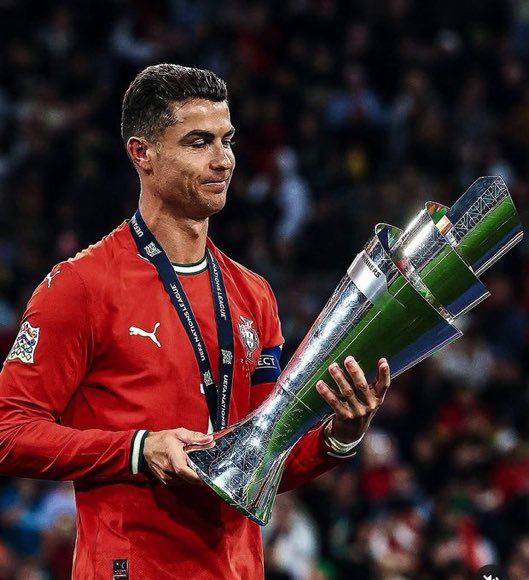 15 UCL | GIN tweet media