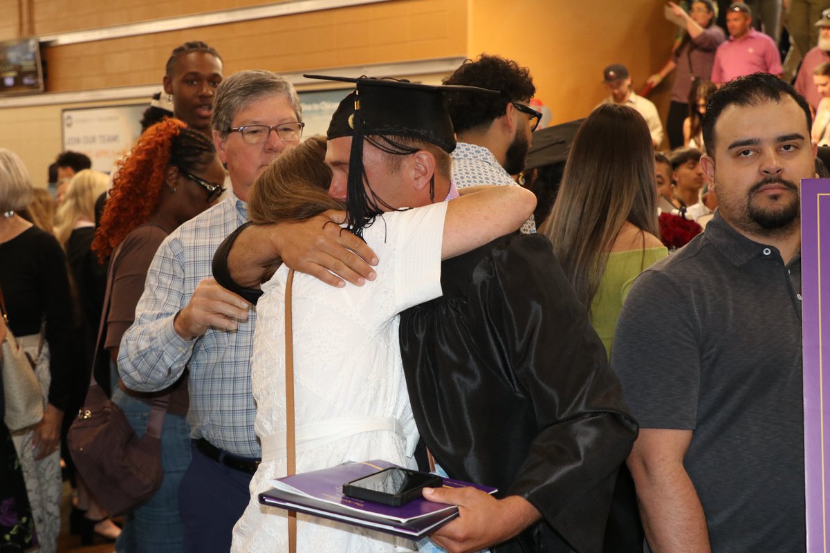 goKWU's tweet photo. Congratulations to KWU's Class of 2026! Visit our Facebook page to see additional photos, and keep an eye out in 10-14 days for free photos to download from the weekend. https://t.co/8HfjKafhmb