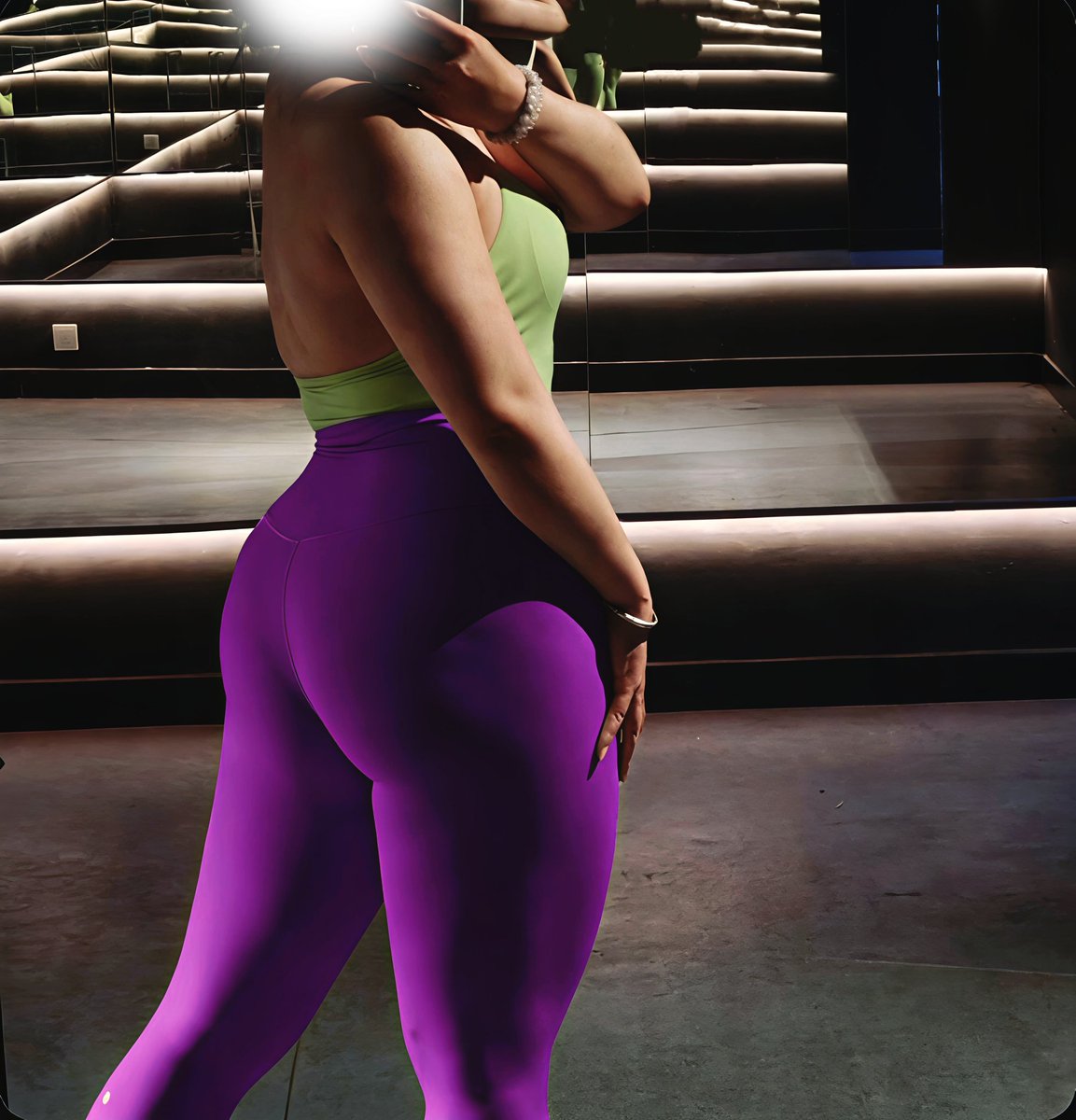IceLizard0424's tweet photo. 🍆 #bbw #肉臀 #肉腿 #gym #肥臀 #健身女教練 #昆明 #昆明同城 https://t.co/IhPDgs8PQC