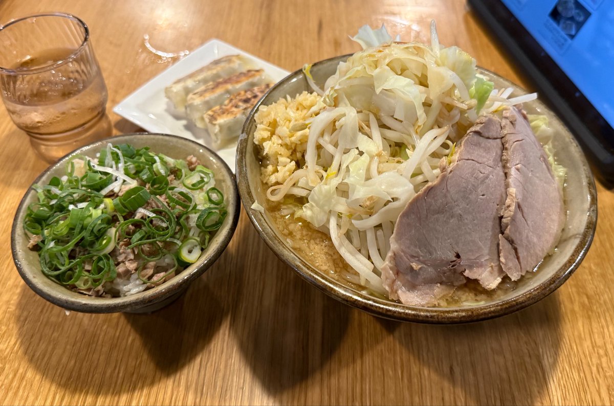 Dobnium's tweet photo. 写真整理してたら昔の自分に飯テロされたからお前らもくらえ

胃袋ぶっ壊しコレクション https://t.co/Ve7xRdzjne