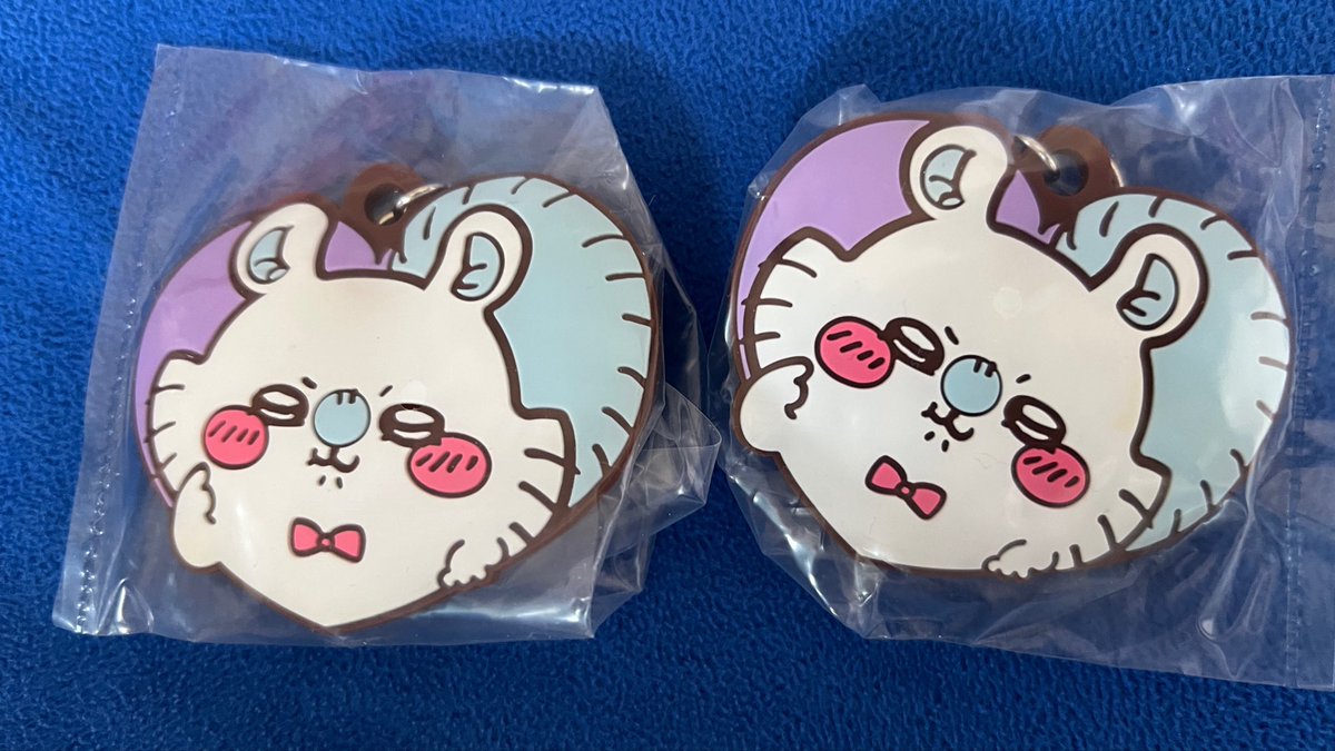 usk13chan's tweet photo. 【交換】ちいかわ ハートのラバーマスコット

譲：モモンガ×2

求：くりまんじゅう、あのこ

可能でしたらまとめての方優先。
郵送交換希望になります。
お気軽にお声がけください。 https://t.co/L4Y8Agh8HE