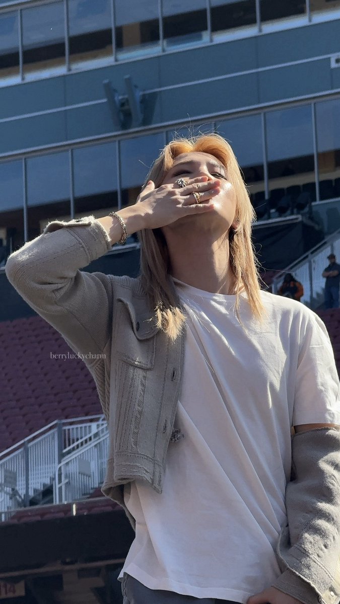 kirsten ⁷ tweet limit ? tweet media